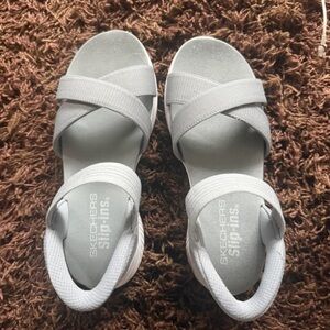 Skechers Women's Sandals in Light Gray